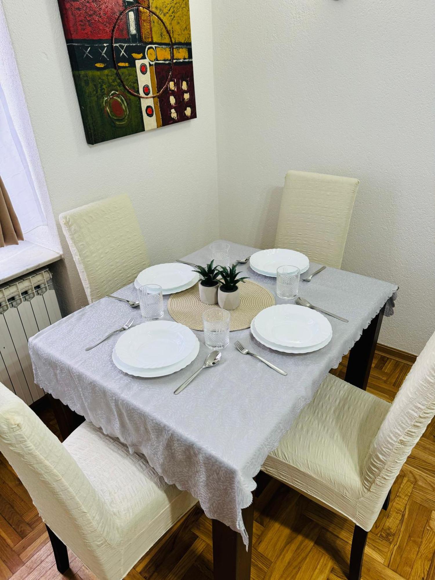The Riverside Harmony With Parking Apartment Sarajevo